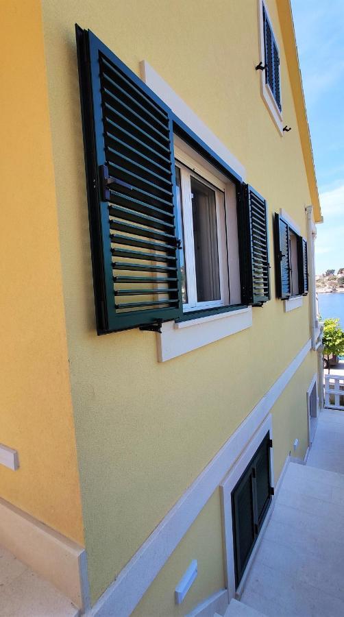 Apartmán Aria Sumartin Exteriér fotografie