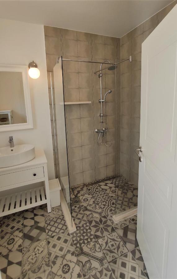 Apartmán Aria Sumartin Exteriér fotografie